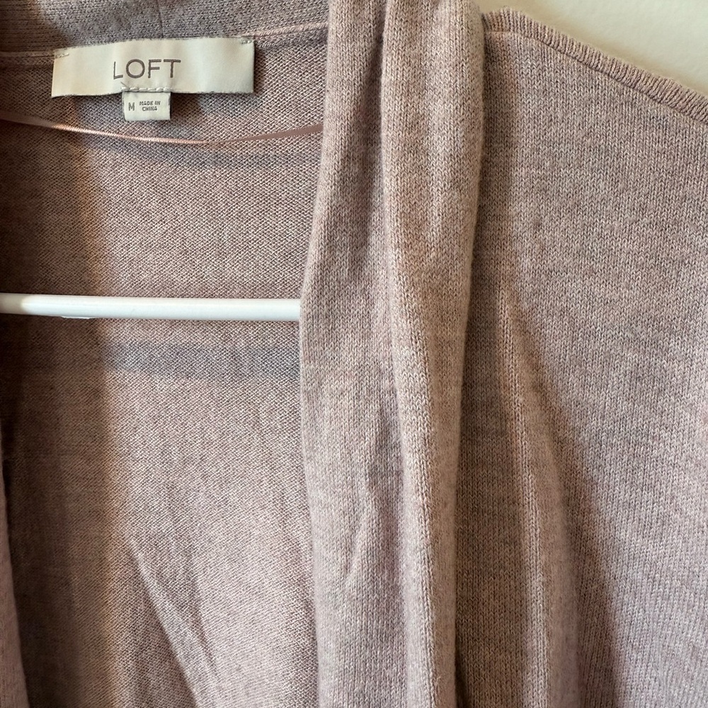 LOFT Cardigan - Picture 2 of 6